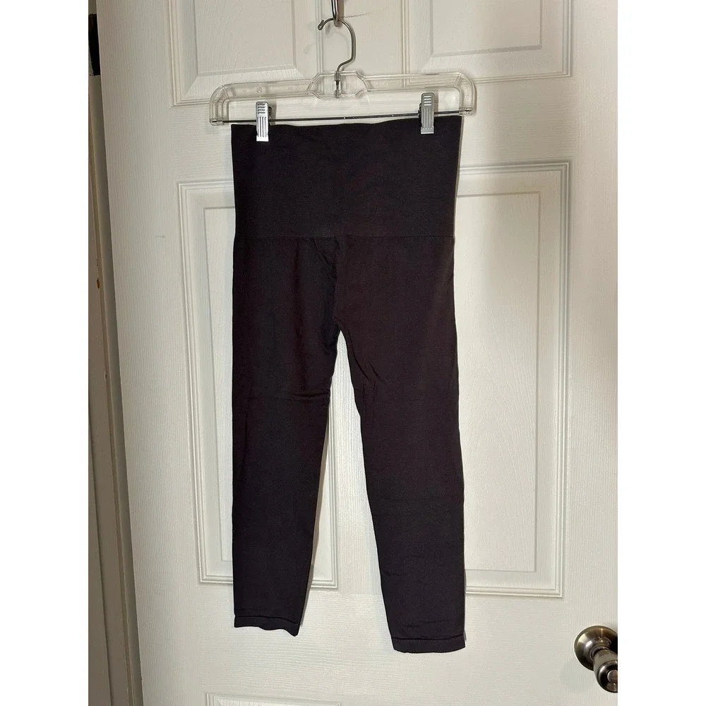 Set of M. Rena High Waisted Seamless Leggings NWT & Capris Dk. Gray Med. - Picture 11 of 13